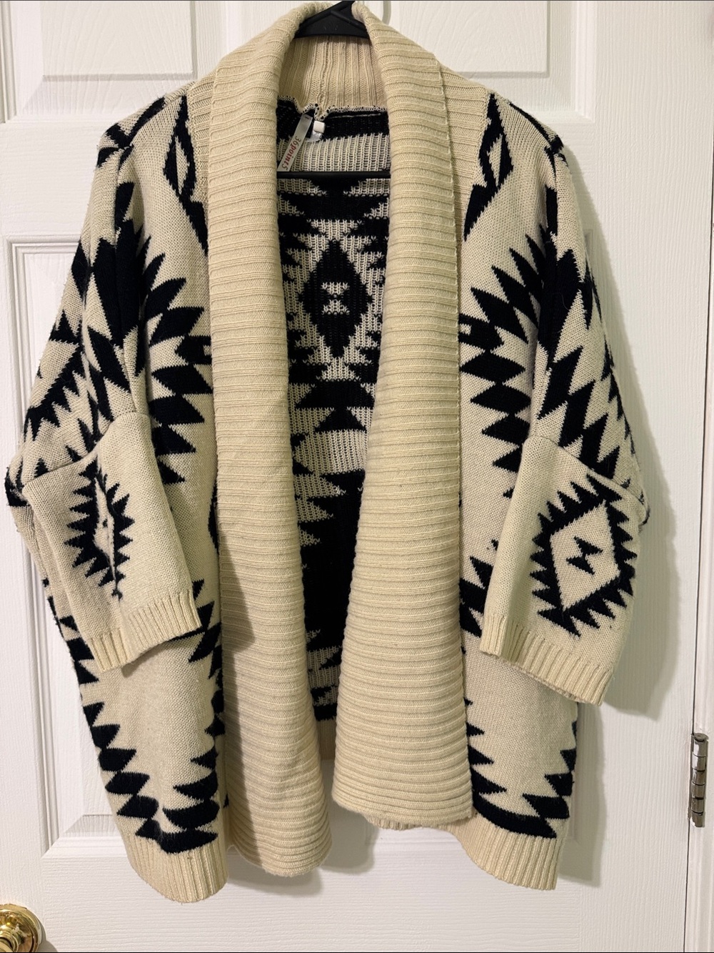 Boutique Cozy Aztec Open-Front Cardigan - Ivory & Black